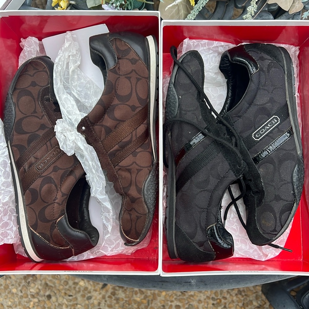 🥳Bundle of Two pairs of authentic Coach sneakers